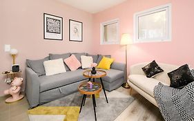 B104 - Liberty Bridge Lovely Home With Free Parking